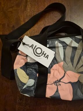 ALOHA Collection Floral Mini Mini Duffle Nwt